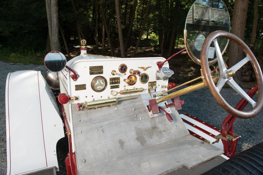Торпедо American LaFrance Speedster 1923 года  (фото 7 из 34)